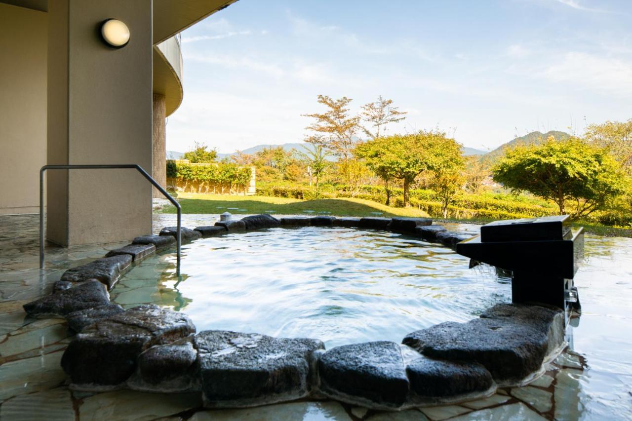 Enakyo Onsen Hotel Yuzuriha Exterior foto